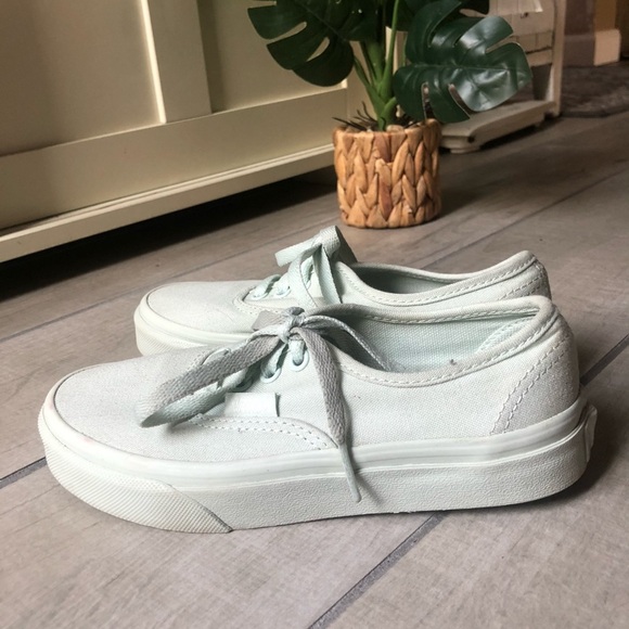 Vans off the wall mint green classic lace up sneakers. Size 1 - Picture 1 of 7
